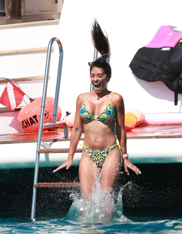 Bà xã Messi được khen ngợi hết lời vì body nóng bỏng đẹp như tượng tạc - 3