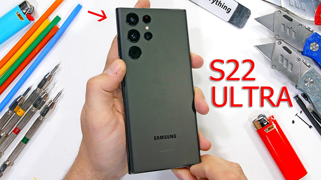 Thử sức chống chịu của Galaxy S22 Ultra: Quá cứng! - 1