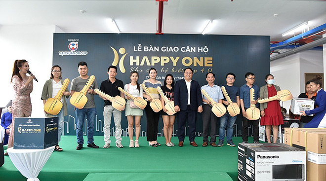 Thương hiệu Vạn Xuân Group - Bảo chứng giá trị dự án Happy One Central - 3