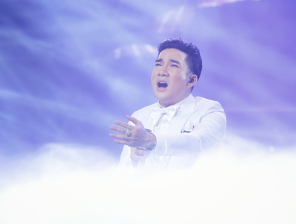 4.000 khán giả Hà Nội phủ kín show Quang Hà, Bằng Kiều, Hồng Nhung, Lệ Quyên - 5