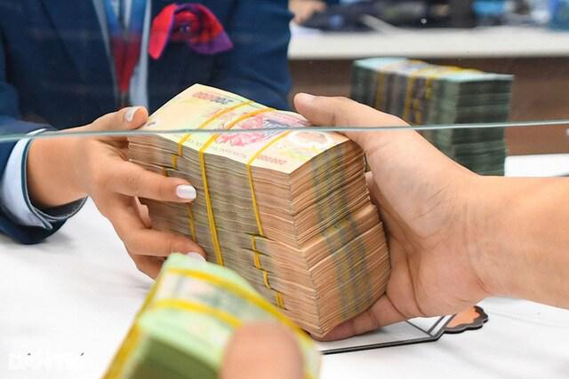 Tháng 3, gửi tiền ngân hàng nào hưởng lãi suất cao nhất? - 1