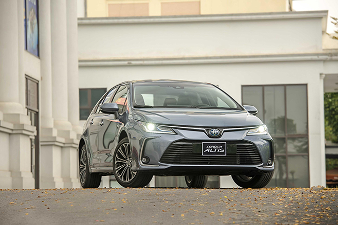 Toyota Corolla Altis 2022 trở lại, hứa hẹn sẽ bùng nổ phân khúc C-sedan