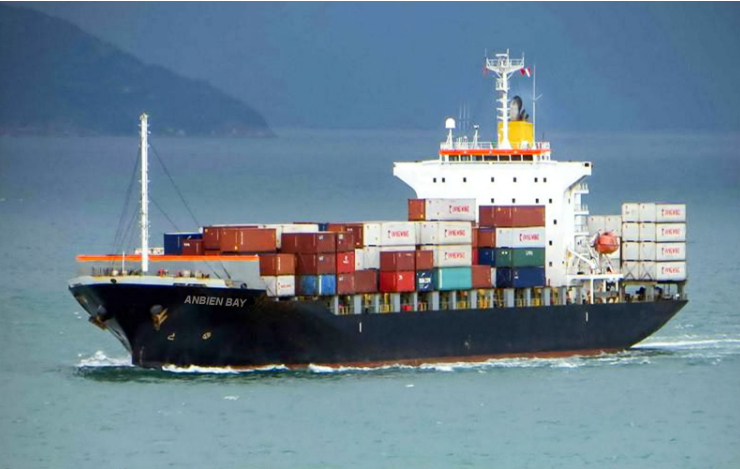 Đại gia vận tải biển mạnh tay chia thưởng lớn cho nhà đầu tư - 1