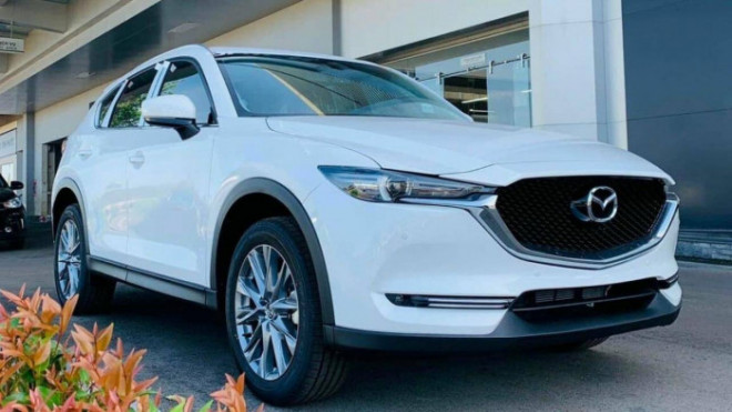 Bán hơn 1 nghìn xe, Mazda CX-5 trở lại "ngôi vương" doanh số phân khúc - 1