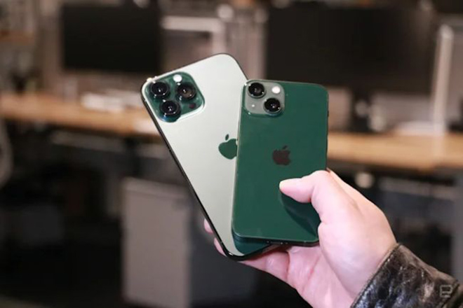 Apple chính thức mở bán iPhone 13 và 13 Pro màu “sốt xình xịch” - 1