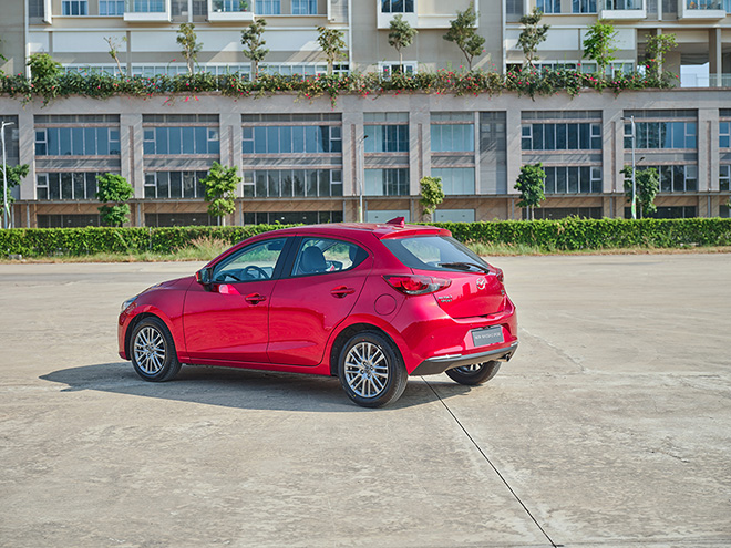 Giá xe Mazda2 lăn bánh tháng 3/2022, ưu đãi 50% phí trước bạ - 7