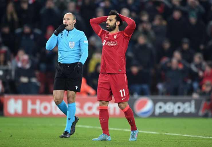 Ngỡ ngàng lương Salah kém 14 SAO Premier League, chưa bằng một nửa Ronaldo - 1