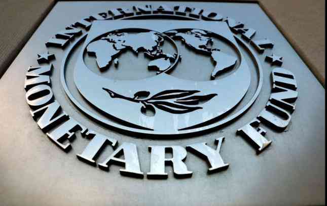 Tổng giám đốc IMF nói Nga có thể vỡ nợ vì các lệnh trừng phạt - 1