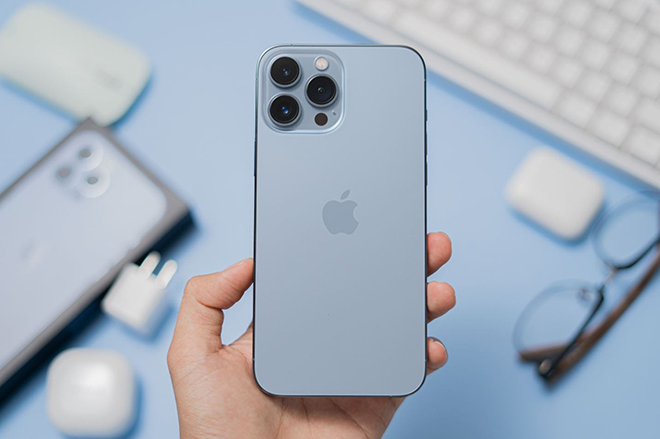 Giá iPhone cũ, mới đồng loạt giảm mạnh cuối tháng 3/2022 - 1