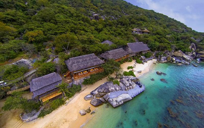 Lỗ hơn 700 tỷ, resort 5 sao Hoa hậu Ngọc Hân làm sếp có gì hấp dẫn? - 1