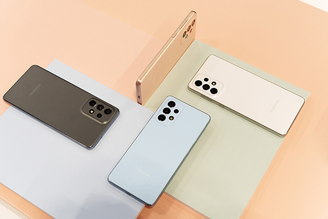 Bộ ba Galaxy A đã “lên kệ” tại Việt Nam, lựa chọn lý tưởng cho Gen Z - 1