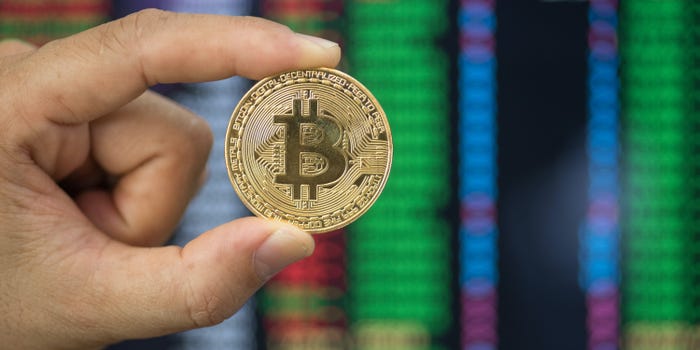 Giá bitcoin hôm nay 25/3: Tăng vọt sau thông báo mới từ Nga - 1