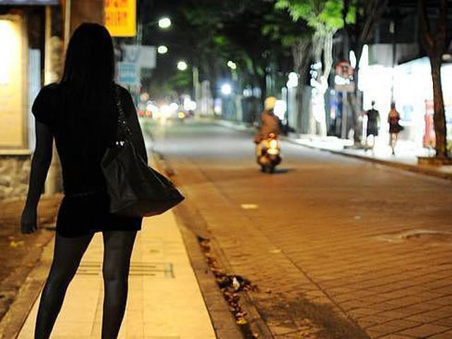 Mại dâm: Toàn cảnh việc mua bán dâm phức tạp ở Việt Nam
