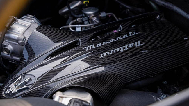 "Trái tim" của Maserati MC20 là khối động cơ tăng áp kép V6 3.0L sản sinh công suất 621 mã lực và mô-men xoắn cực đại 730 Nm
