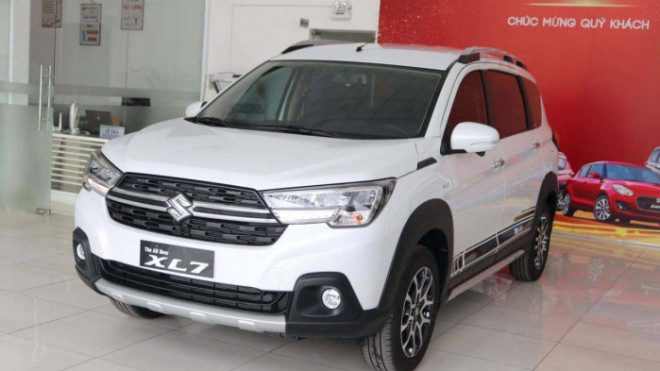Giá lăn bánh Suzuki XL7 Sport Limited mới ra mắt tại Việt Nam - 1