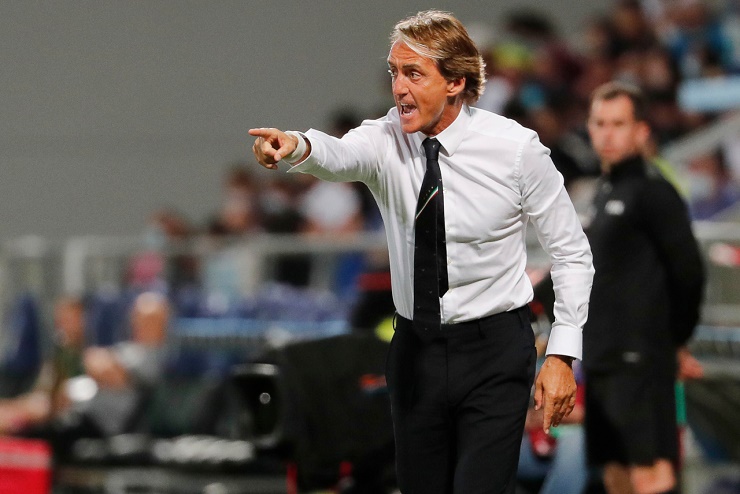 Tin mới nhất bóng đá tối 28/3: HLV Mancini xác nhận tiếp tục dẫn dắt Italia - 1