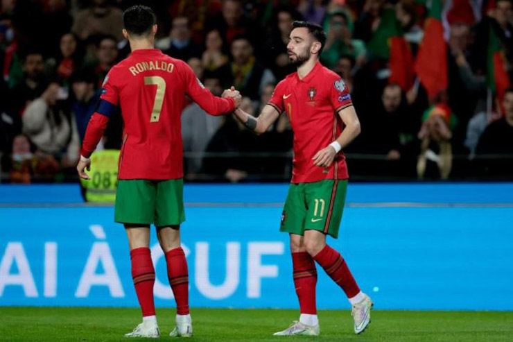 Bồ Đào Nha chính thức giành vé World Cup, Ronaldo chờ lập kỳ tích lịch sử - 1