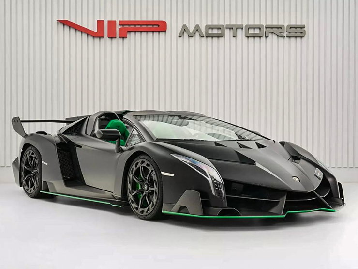Siêu phẩm Lamborghini Veneno mui trần lên sàn đấu giá hơn 200 tỷ đồng - 1
