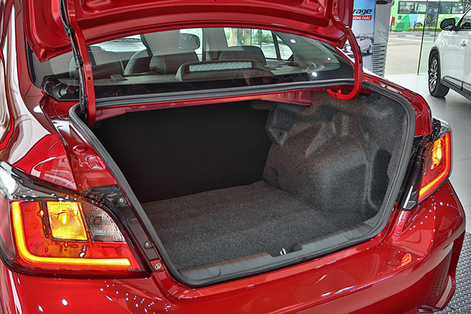 Giá xe Mitsubishi Attrage niêm yết và lăn bánh tháng 1/2023 - 11
