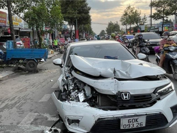 Làm rõ vụ Phó Giám đốc Sở Nội vụ Đồng Nai điều khiển ô tô gây tai nạn liên hoàn - 1