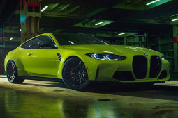 Xe thể thao BMW M4 Competition nâng cấp nội thất Alcantara độc nhất lộ diện