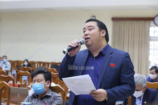 Công an thông tin chi tiết hành vi của ông Nguyễn Viết Dũng vụ đánh nữ nhân viên sân golf - 1