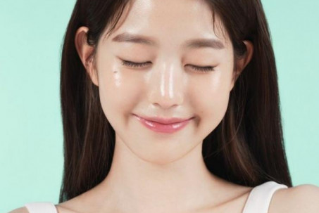 Cách để "là phẳng" nếp nhăn già nua quanh miệng