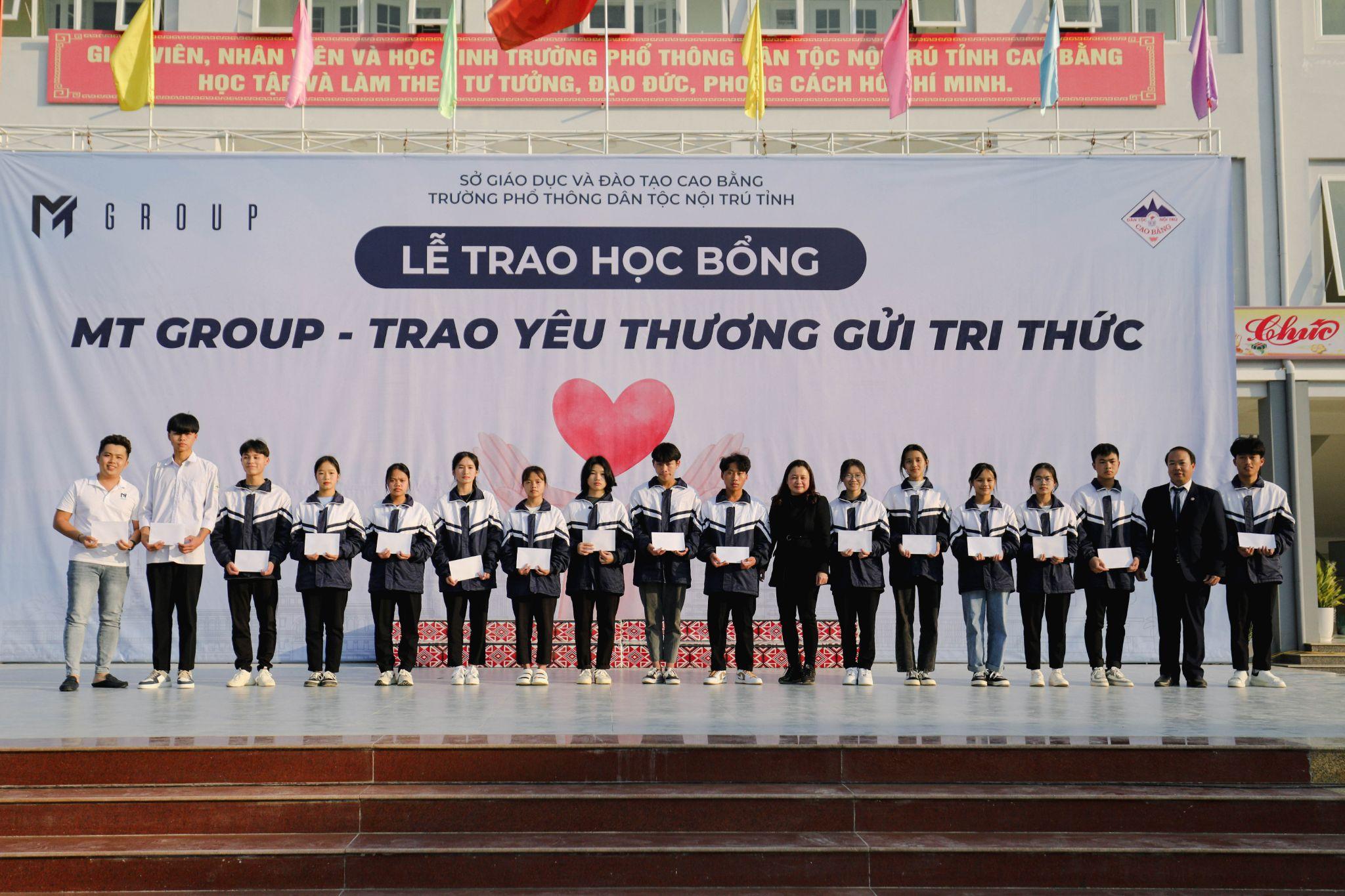 MT GROUP và hành trình san sẻ yêu thương, tiếp bước tri thức - 2