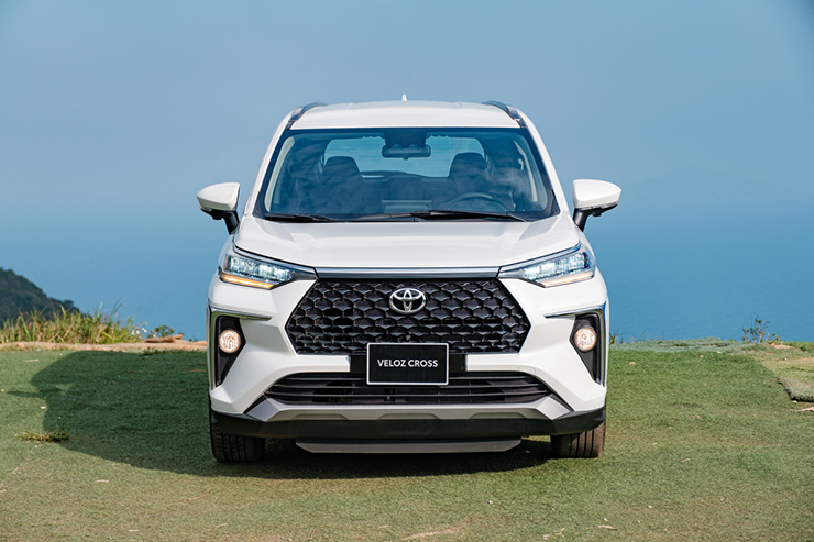 Giá xe Toyota Veloz Cross niêm yết và lăn bánh tháng 1/2023 - 3