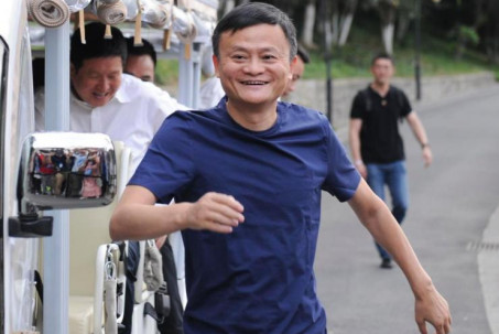 Rời bỏ ánh hào quang, tỷ phú Jack Ma sống cuộc đời ẩn dật như thế nào?