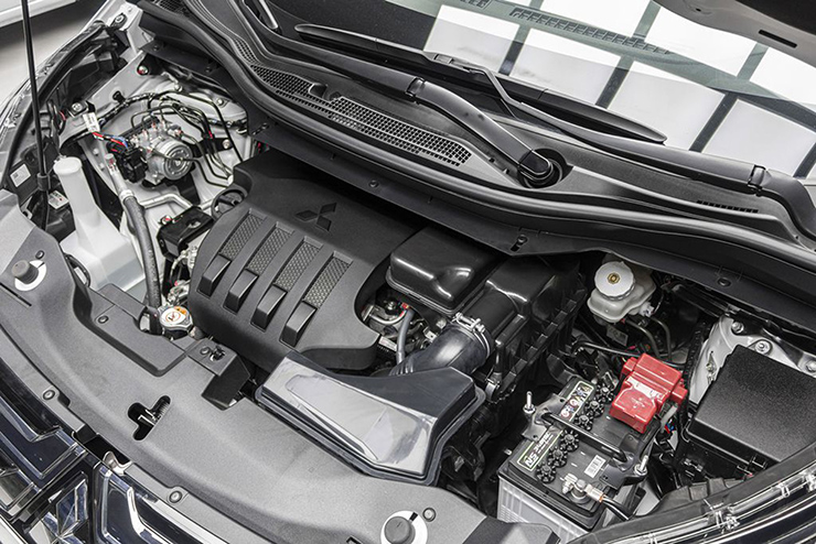 Giá xe Mitsubishi Xpander tháng 1/2023, tặng Camera lùi hoặc Camera 360 - 13