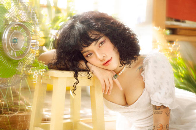 Nữ thợ xăm xinh như hot girl kể chuyện tự tay xăm hình cho mẹ - 4