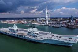 Cột mốc đáng quên đối với tàu sân bay trị giá 3,8 tỉ US của hải quân Anh
