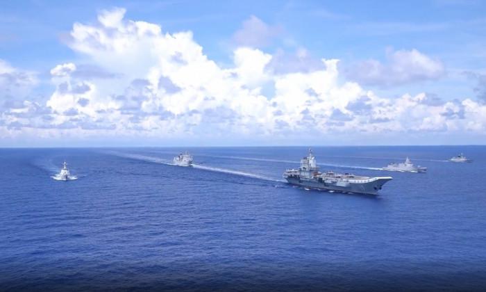 Trung Quốc hành động bất ngờ khi tàu sân bay Mỹ tập trận ở Biển Đông - 1