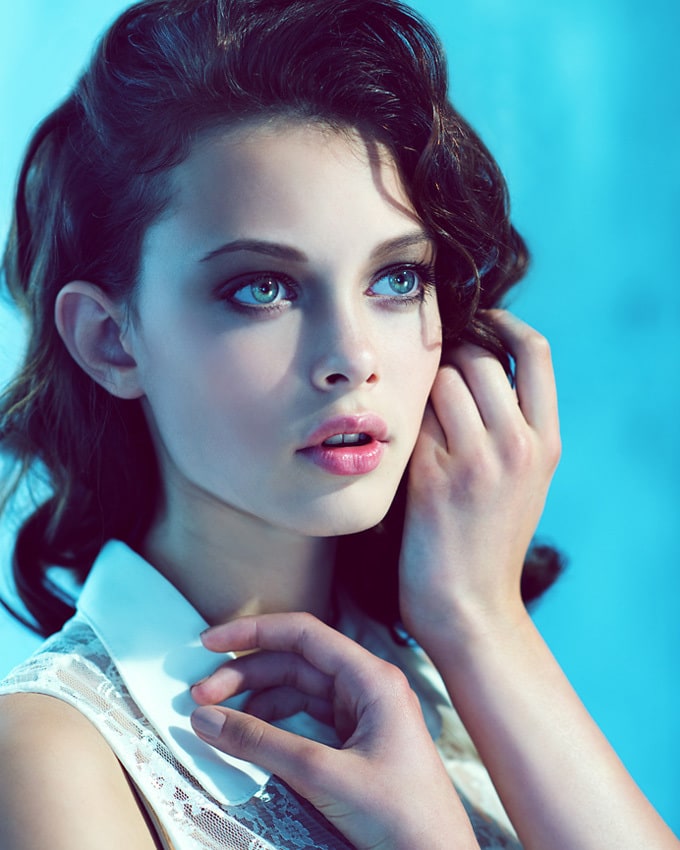 Phát hiện người mẫu Nga sinh năm 1999 có đôi mắt xanh như ngọc - 1