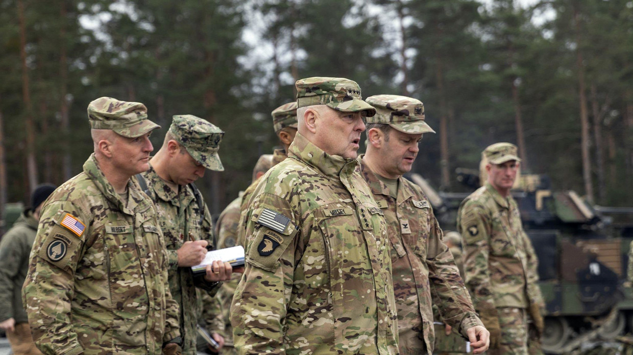 Tướng cấp cao nhất của Lầu Năm Góc nói về việc đào tạo 500 binh sĩ Ukraine trên đất Mỹ - 1