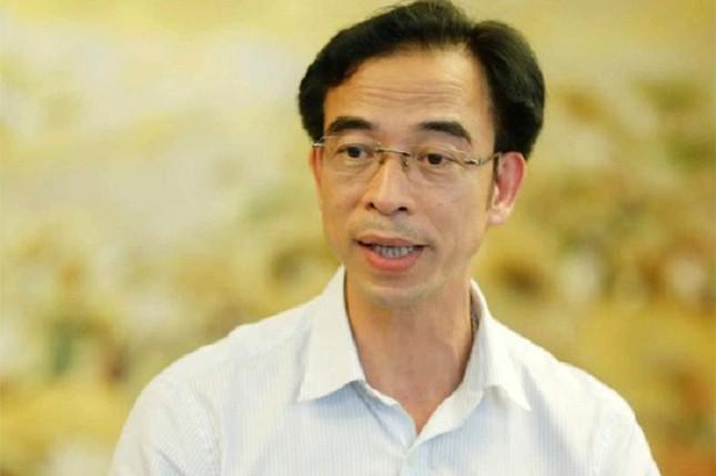 Cựu Giám đốc Bệnh viện Tim Hà Nội bị cáo buộc chỉ đạo 'mặc cả' lại quả 2-5% giá trị gói thầu - 1