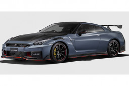 Nissan bổ sung thêm phiên bản đặc biệt cho dòng xe GT-R
