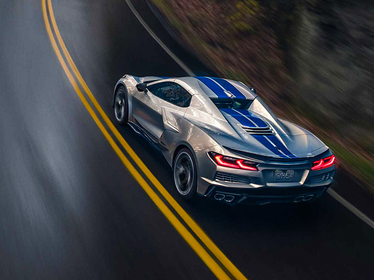 Xe thể thao Chevrolet Corvette E-Ray sở hữu động cơ hybrid trình làng - 4