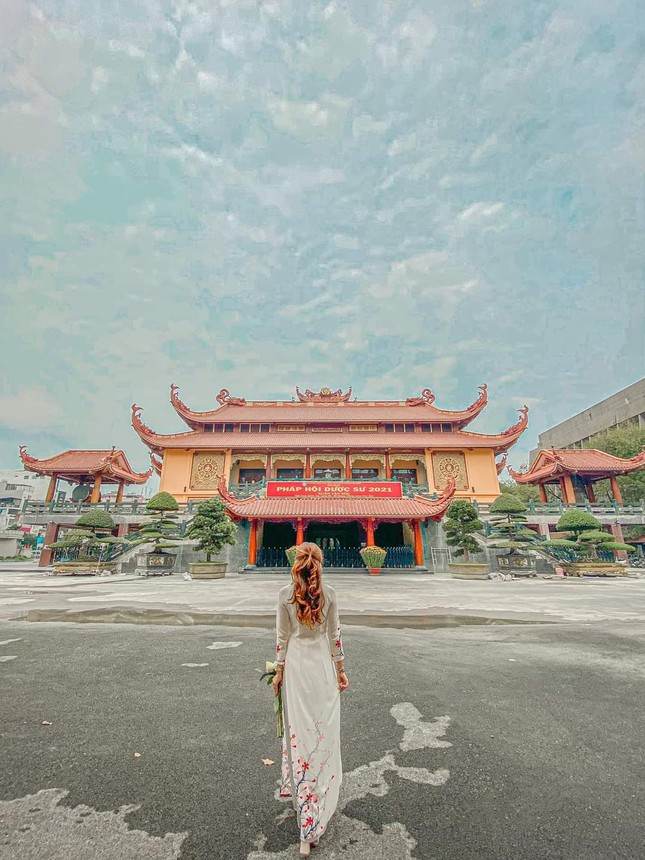 Du Xuân Quý Mão: Những ngôi chùa nổi tiếng ở TP.HCM, có nơi được National Geographic vinh danh - 12