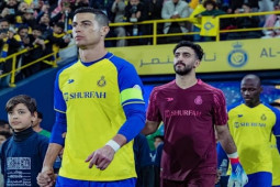 Ronaldo giúp giải Saudi Arabia ”hốt bạc”, rộ tin Al Nassr muốn giữ CR7 trọn đời