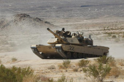 Xe tăng Abrams dành cho Ukraine có điểm yếu so với xe tăng Abrams dành cho quân đội Mỹ