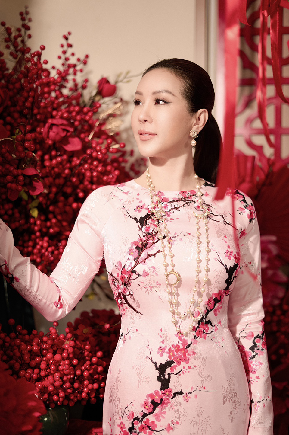 Nhan sắc của Hoa hậu Thu Hoài ở tuổi 47 khiến khán giả trầm trồ - 2