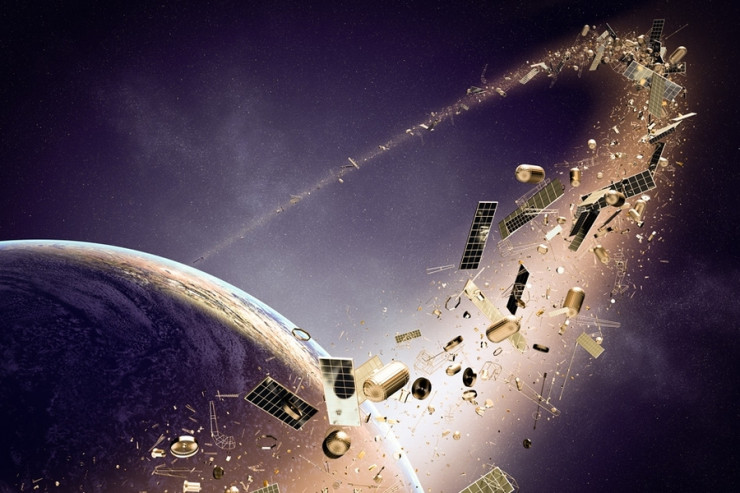 Tên lửa và vệ tinh gián điệp &#34;chết&#34; suýt tạo thảm họa trên quỹ đạo Trái Đất - 1