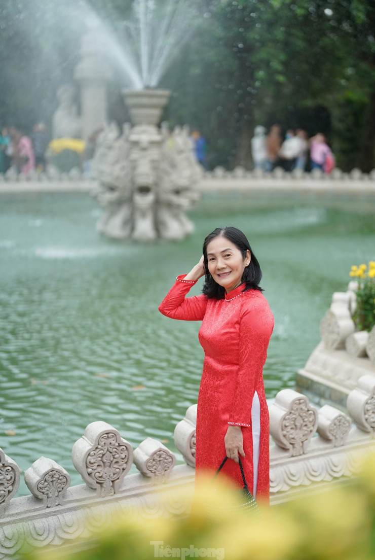 Khách thập phương du xuân tại ngôi chùa 'không nhang khói' tuyệt đẹp ở TPHCM - 18