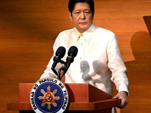 Philippines ra lệnh toàn bộ cảnh sát cấp cao từ chức