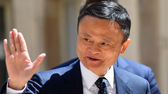 Một cổ phiếu tăng gần 800% sau khi Jack Ma gặp tỷ phú giàu nhất Thái Lan - 1