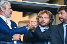 Cực nóng Juventus bị trừ 15 điểm: Sếp lớn lĩnh án phạt nặng, Nedved cũng không thoát