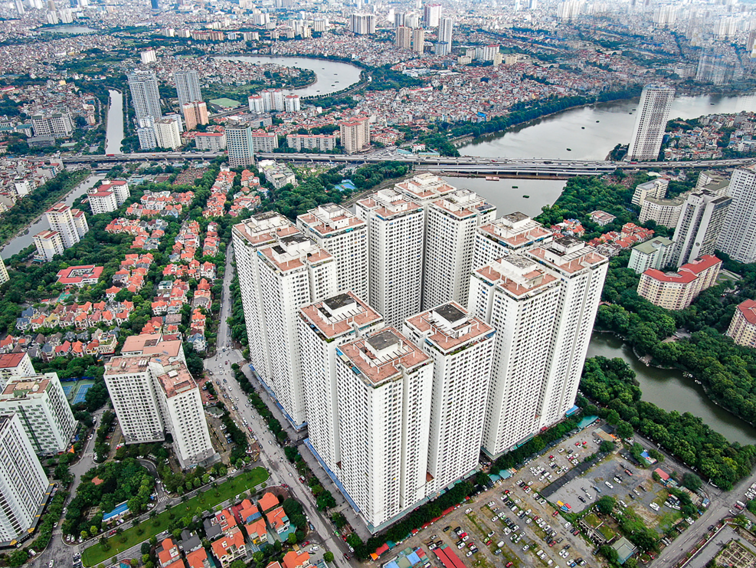 Toàn cảnh tổ hợp chung cư 9.000 căn hộ, đông dân nhất Hà Nội - 1