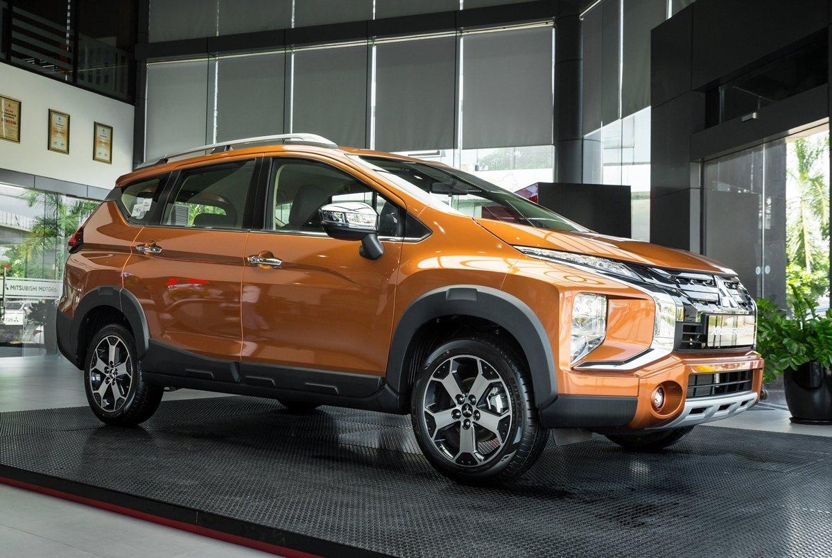 Mitsubishi Xpander Cross: MPV "lai" có thiết kế đẹp, rộng, giá hợp lý - 5